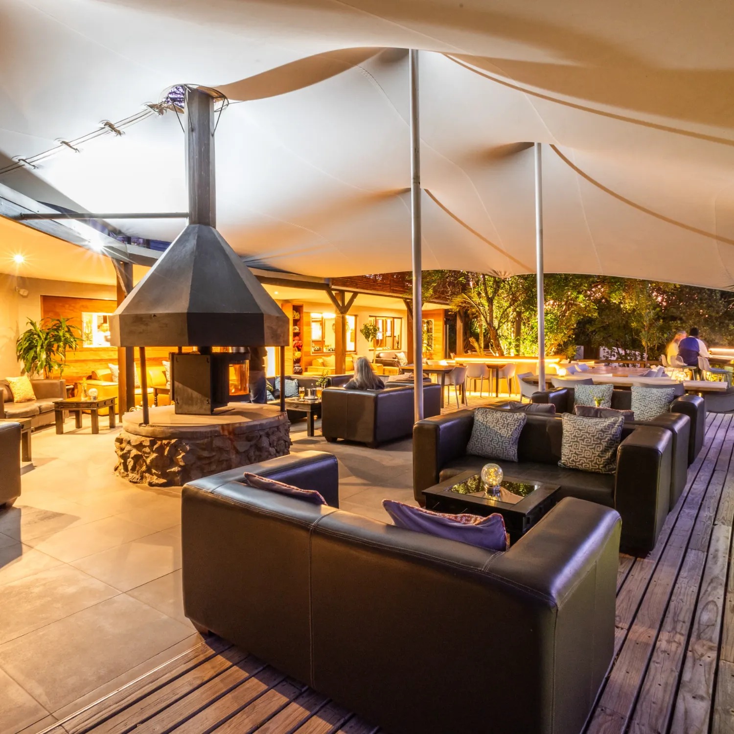Hog Hollow Country Lodge