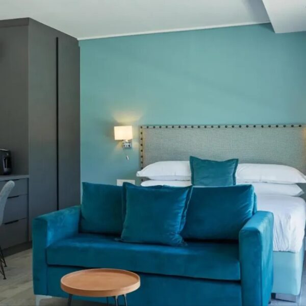One Marine Drive Boutique Hotel - Image 8