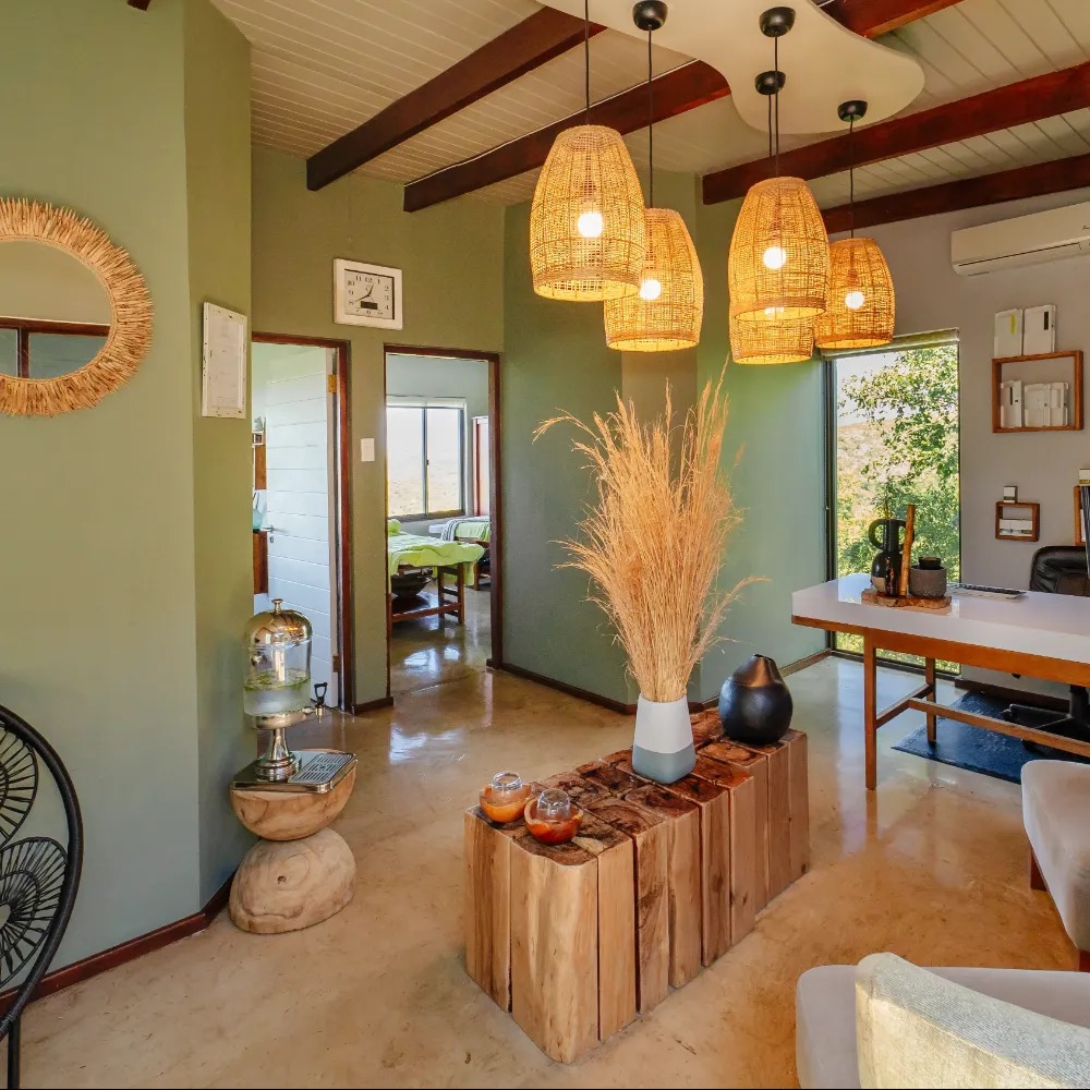Rhino Ridge Safari Lodge - Image 7