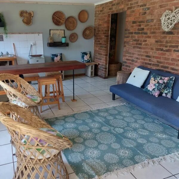 Rustique Guest House - Image 11