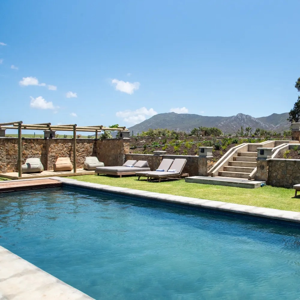 Stanford Valley Country Lodge - Image 3