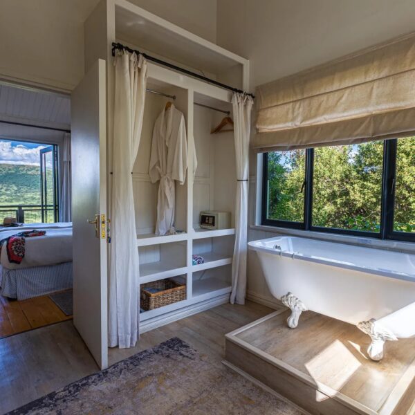 Three Tree Hill Lodge - Image 17