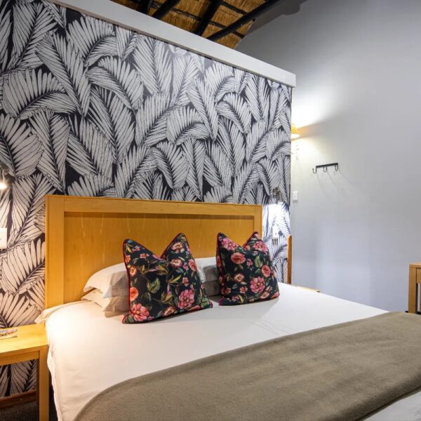 The Cavern Resort & Spa - Image 10